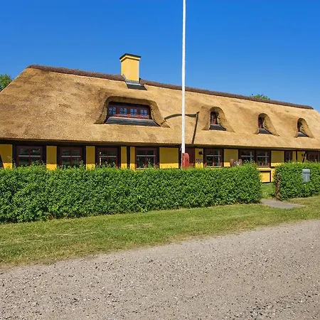 Six-bedroom Holiday In Hals