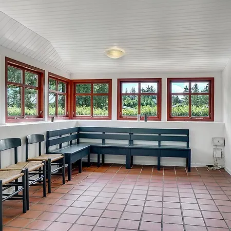 Six-bedroom Holiday In *